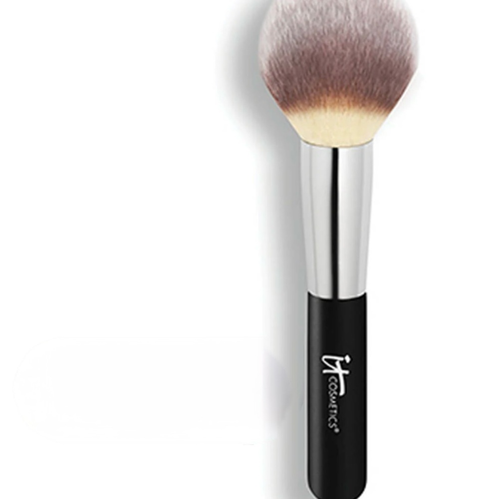 IT Cosmetics Black Makeup Brush - Heavenly Luxe Wand Ball Powder No. 8